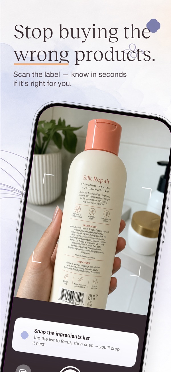 Baely camera pointed at the ingredients list on the back of a shampoo bottle